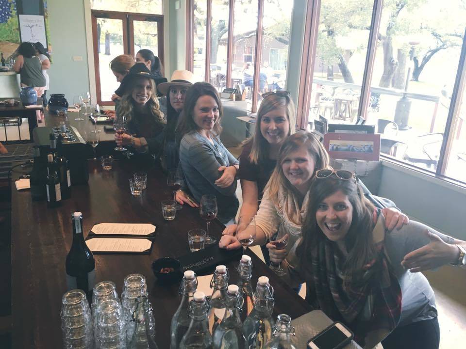 Moons Vineyard Voyage | restaurant | 1406 E Main St Suite 200-252, Fredericksburg, TX 78624, USA | 2549137220 OR +1 254-913-7220