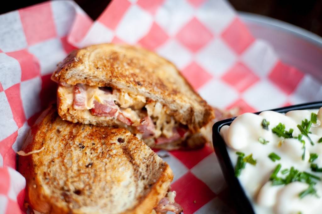 Neighbors of Sylvan Park | restaurant | 4425 Murphy Rd, Nashville, TN 37209, USA | 6159425052 OR +1 615-942-5052