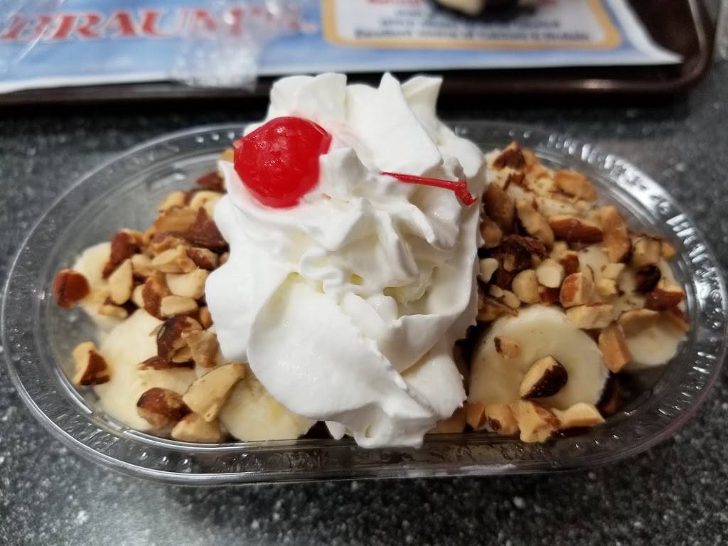 Braums Ice Cream & Burger Restaurant | restaurant | 529 S Interstate 35, Denton, TX 76205, USA | 9405911992 OR +1 940-591-1992