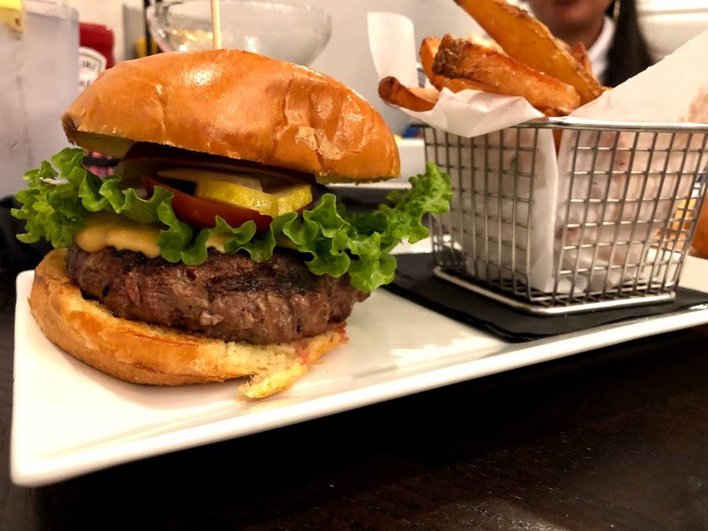 Smash | restaurant | 8206 Philips Hwy Unit 6, Jacksonville, FL 32256, USA | 9047126500 OR +1 904-712-6500