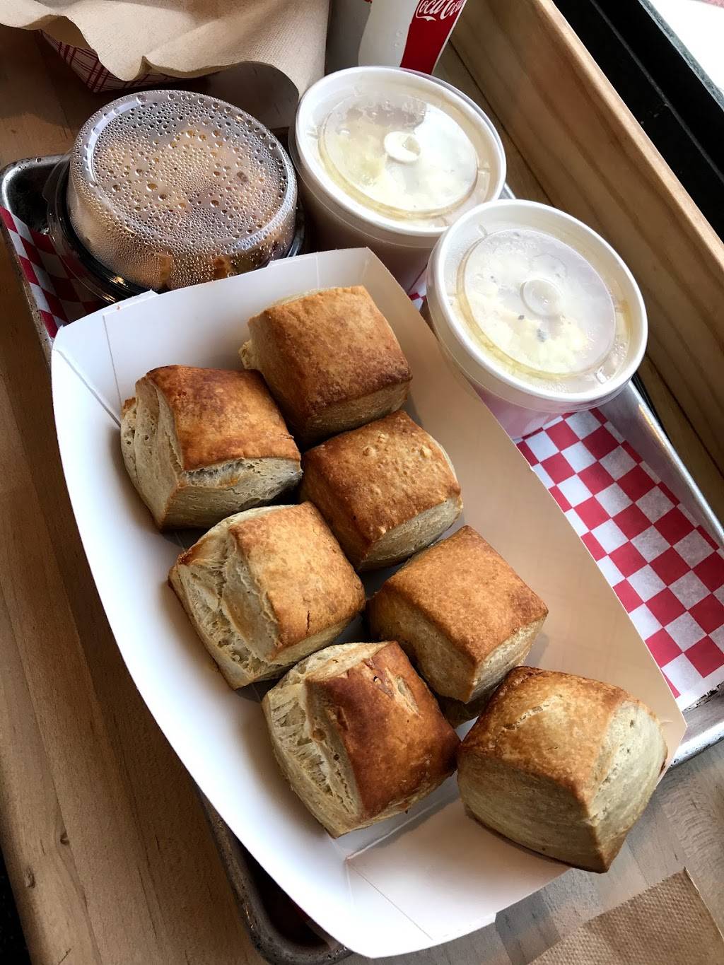 Redcrest Fried Chicken | restaurant | 1525 S 11th St, Philadelphia, PA 19147, USA | 2154546951 OR +1 215-454-6951