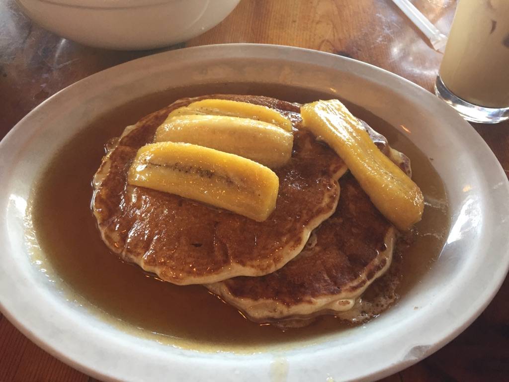 Rias Bluebird | restaurant | 421 Memorial Dr SE, Atlanta, GA 30312, USA | 4045213737 OR +1 404-521-3737