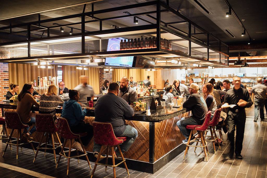 Guy Fieris Smokehouse | restaurant | 333 Waterside Dr #103, Norfolk, VA 23510, USA | 7572332918 OR +1 757-233-2918