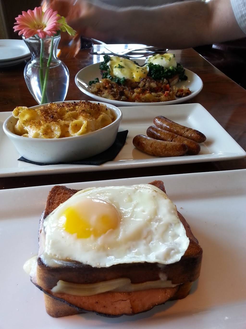 The Dining Room at Hotel Shangri-La | restaurant | 1301 Ocean Ave, Santa Monica, CA 90401, USA | 3103942791 OR +1 310-394-2791
