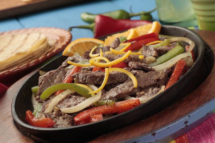 La Casa Mexican Restaurant | restaurant | 508 N Jefferson Way, Indianola, IA 50125, USA | 5159629422 OR +1 515-962-9422