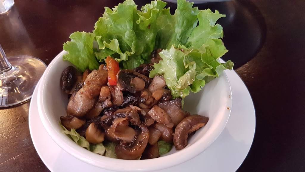 Bâton Rouge Steakhouse & Bar | restaurant | 3130 Boulevard de la Gare, Vaudreuil-Dorion, QC J7V 8W5, Canada | 4505105155 OR +1 450-510-5155