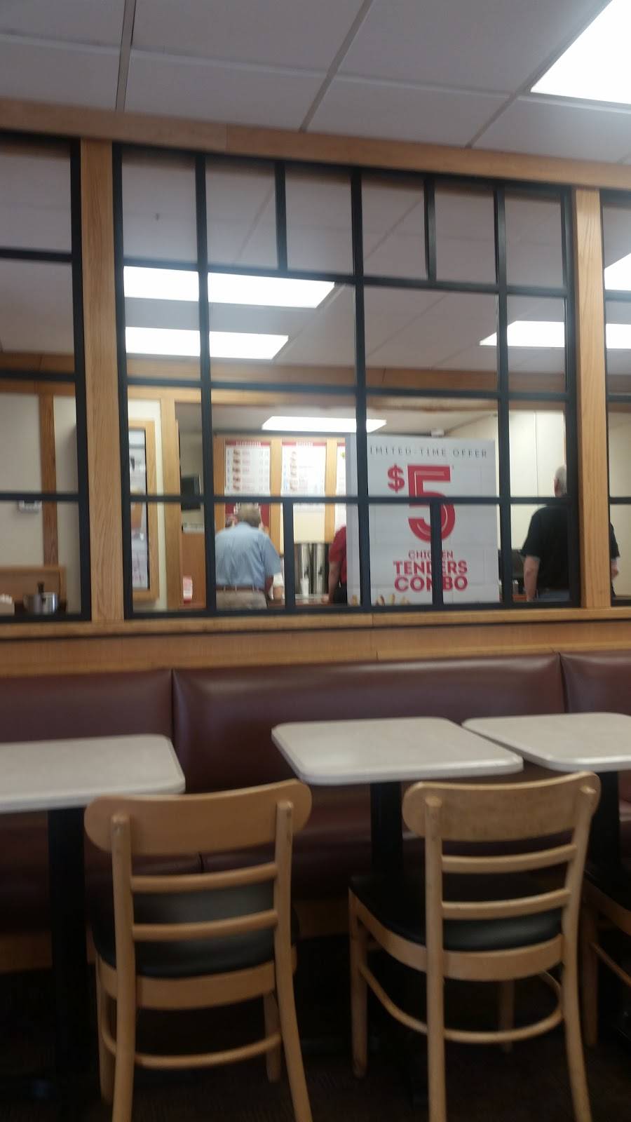 Wendys | restaurant | 585 Merrimon Ave, Asheville, NC 28804, USA | 8282582128 OR +1 828-258-2128