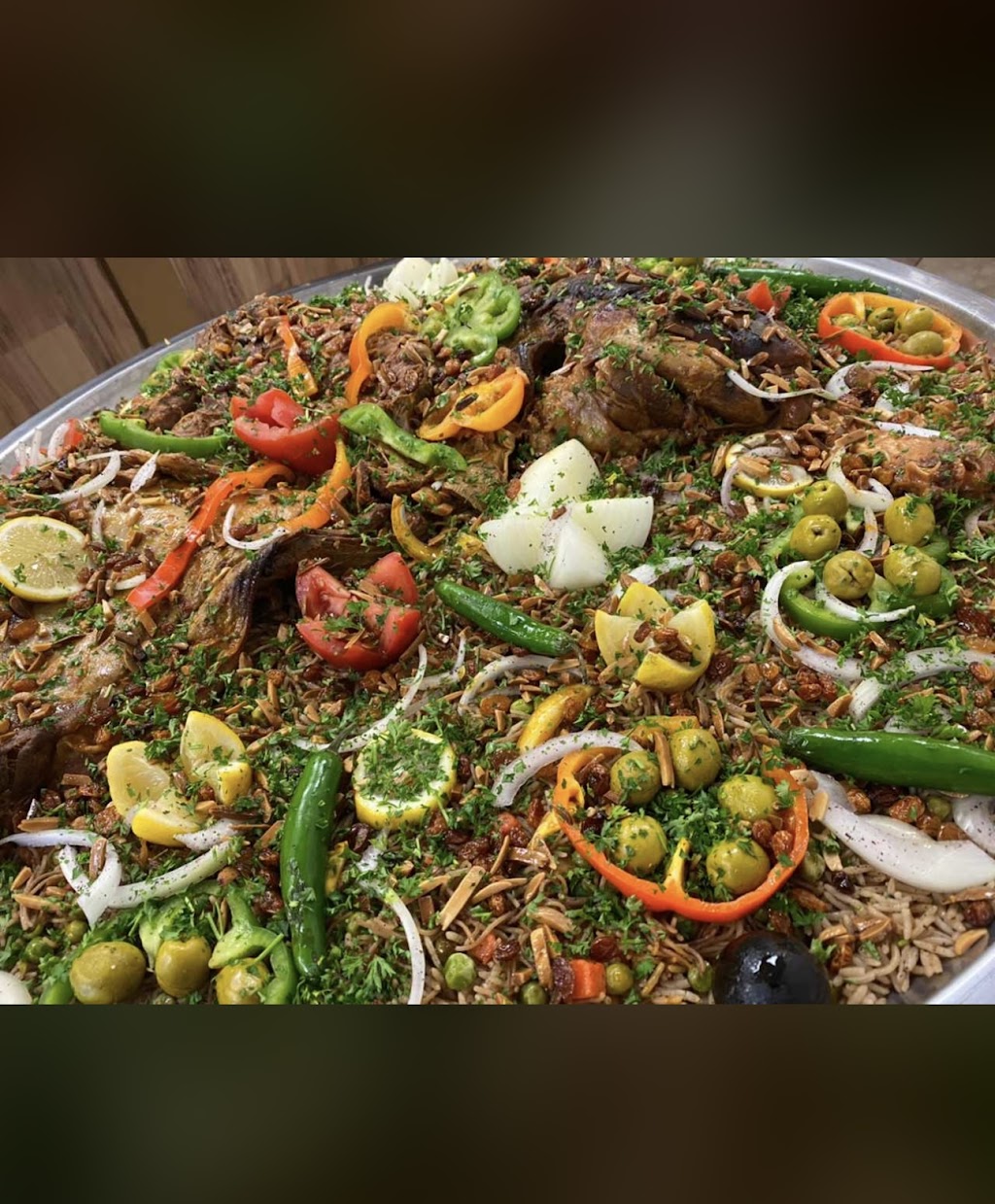 CROWN Restaurant | restaurant | 3411 W Northern Ave, Phoenix, AZ 85051, USA | 6023587809 OR +1 602-358-7809