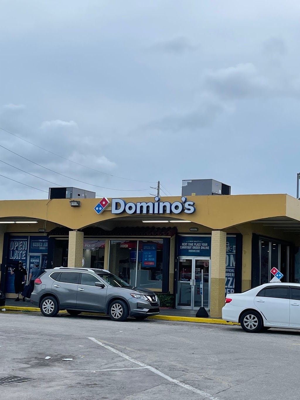 Dominos Pizza | meal delivery | 1105 NW 22nd Ave, Miami, FL 33125, USA | 3055412002 OR +1 305-541-2002