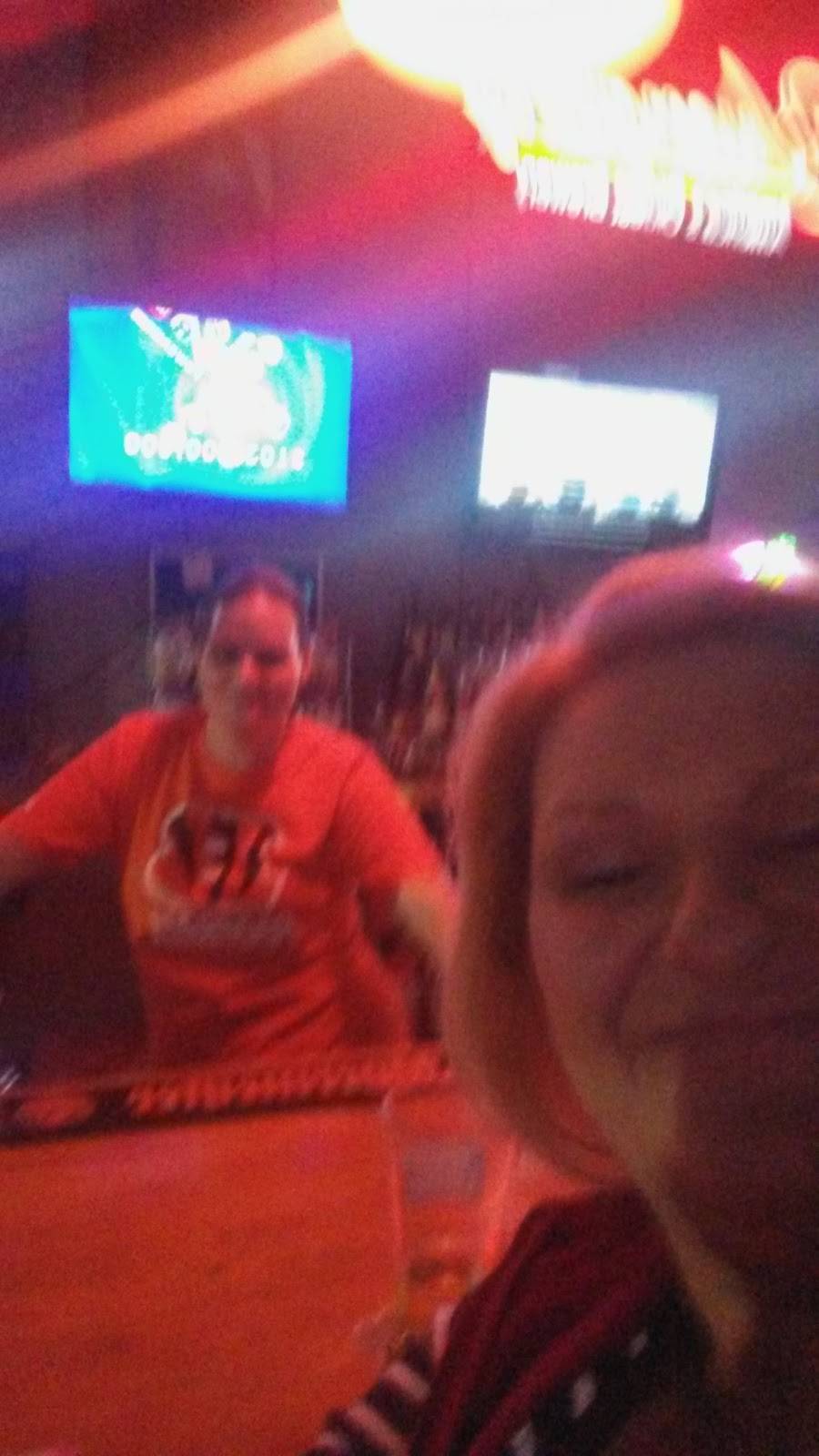 Busters Bar & Grill | restaurant | 3463 Tylersville Rd, Hamilton, OH 45015, USA | 5137370710 OR +1 513-737-0710