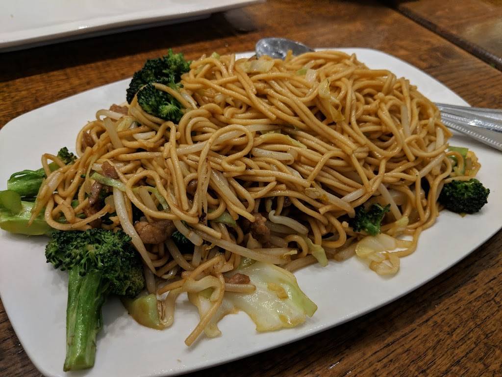 Chis Chinese Cuisine | restaurant | 9635 Reseda Blvd, Northridge, CA 91324, USA | 8188866928 OR +1 818-886-6928