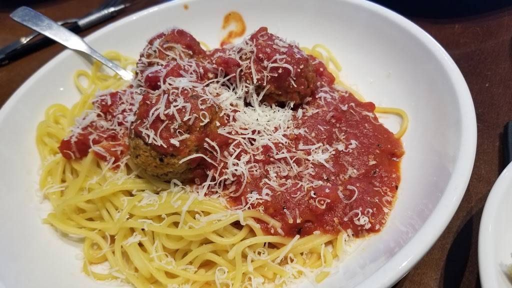 Olive Garden Italian Restaurant | meal takeaway | 7889 W Bell Rd, Peoria, AZ 85382, USA | 6234124955 OR +1 623-412-4955