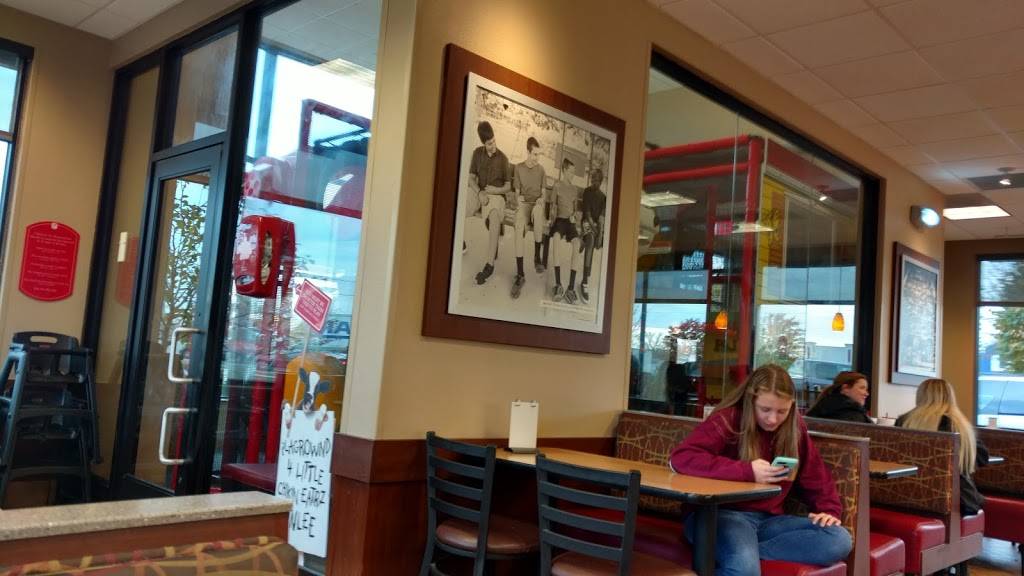 Chick-fil-A | restaurant | 1320 Veterans Pkwy, Clarksville, IN 47129, USA | 8122827573 OR +1 812-282-7573