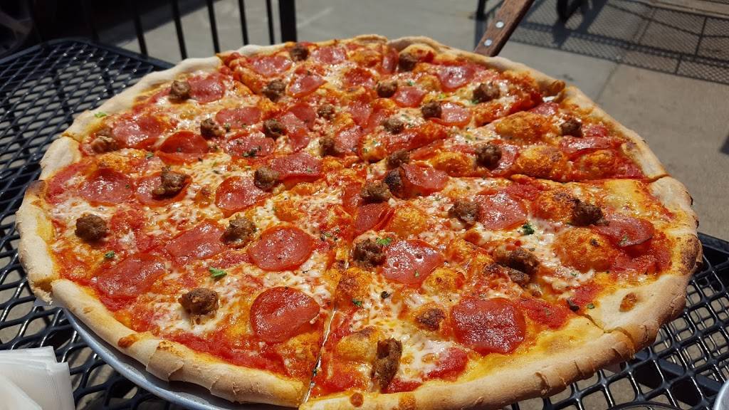 Black Shirt Brewing Co | restaurant | 3719 Walnut St, Denver, CO 80205, USA | 3039932799 OR +1 303-993-2799