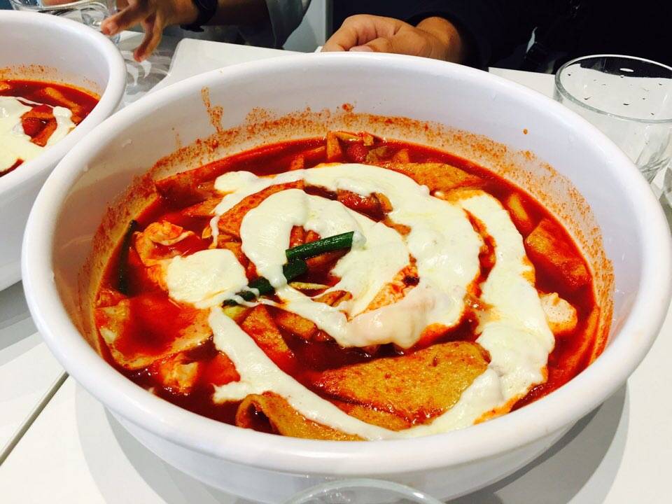 Yupdduk Finch | restaurant | 116-28 Finch Ave W, North York, ON M2N 2G7, Canada | 4162255353 OR +1 416-225-5353