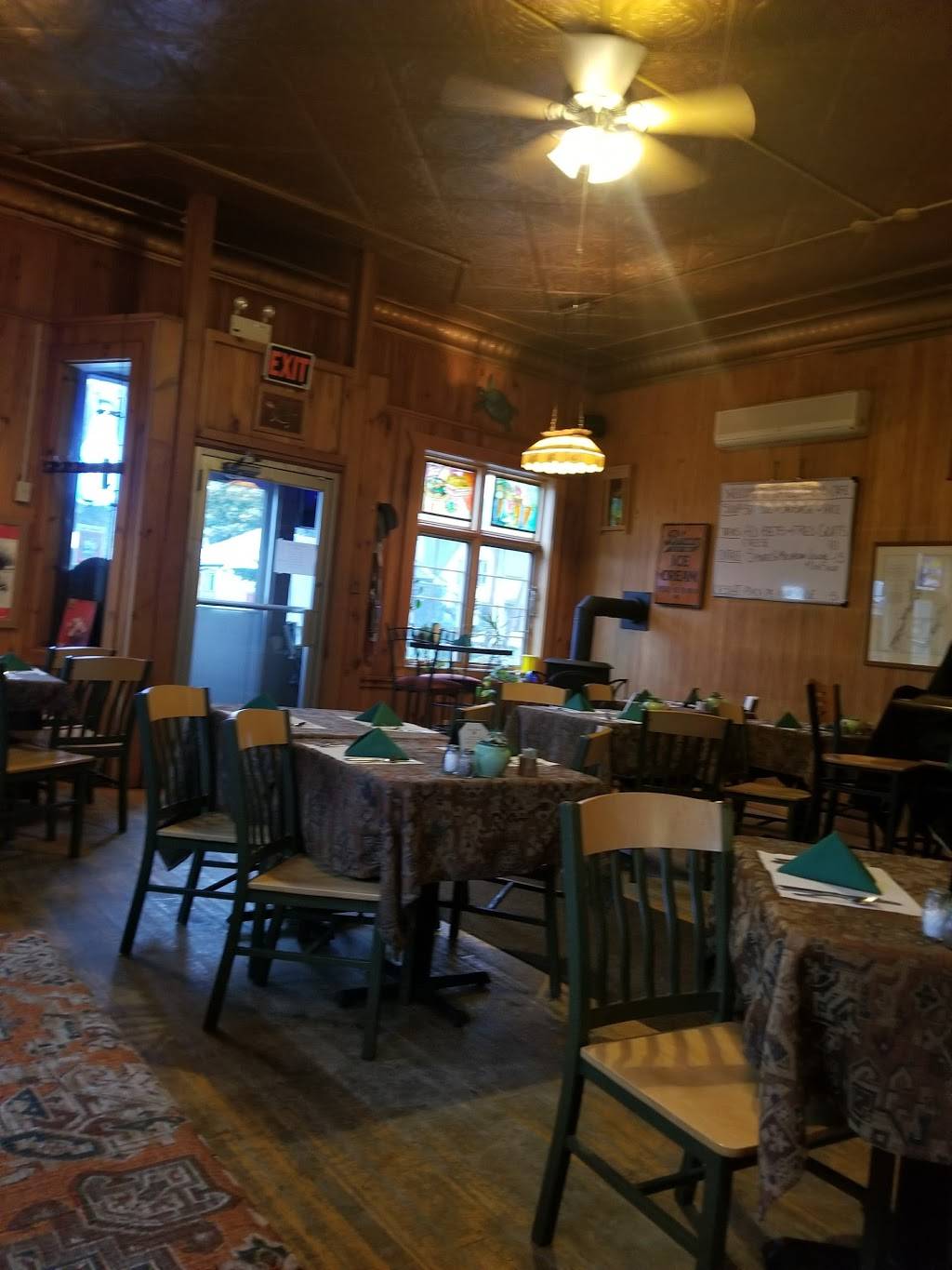 Turtle Island Cafe | restaurant | 3790 Main St, Willsboro, NY 12996, USA | 5189637417 OR +1 518-963-7417