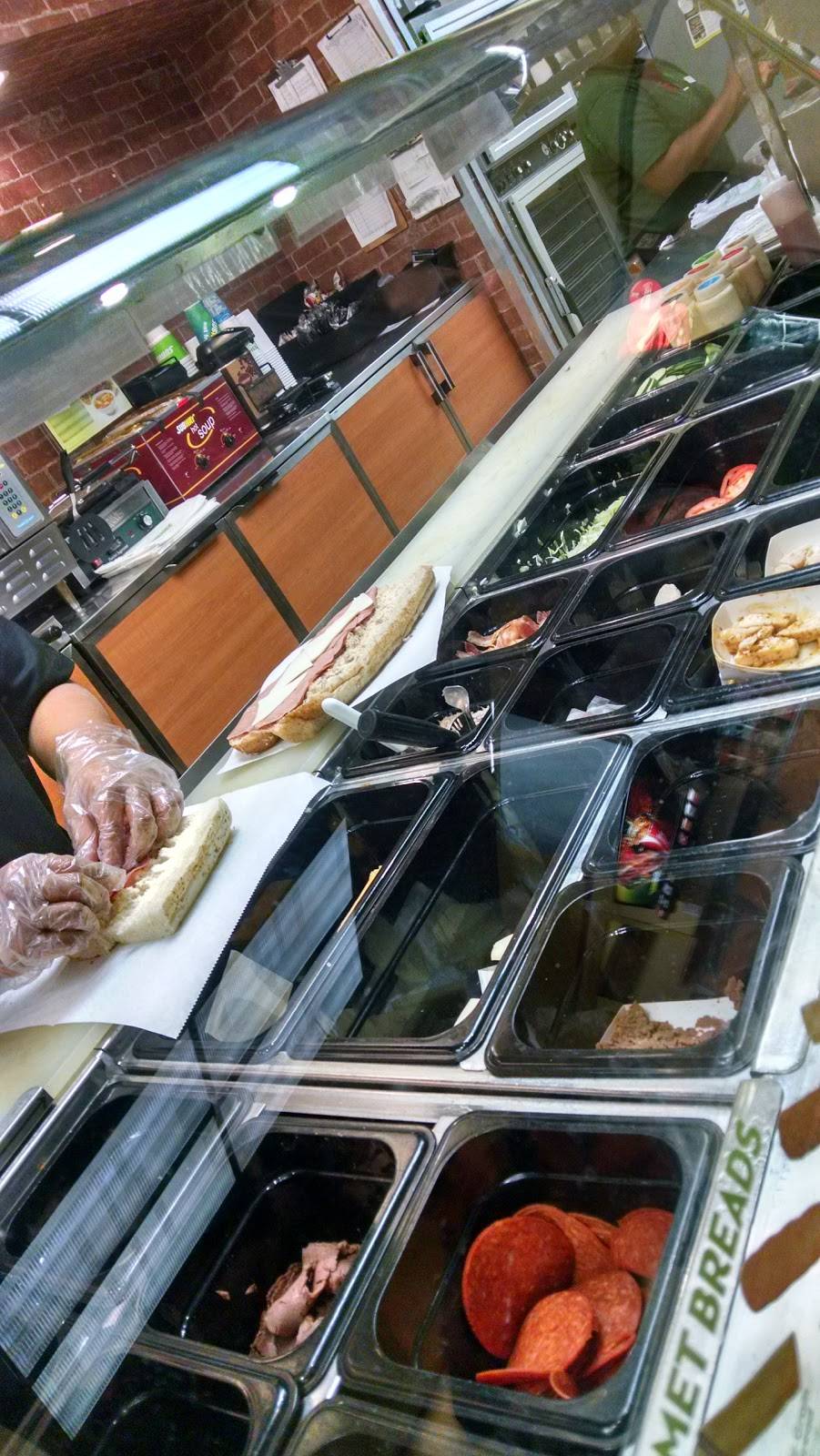 Subway | restaurant | 425 Texas St, Shreveport, LA 71101, USA | 3184244202 OR +1 318-424-4202