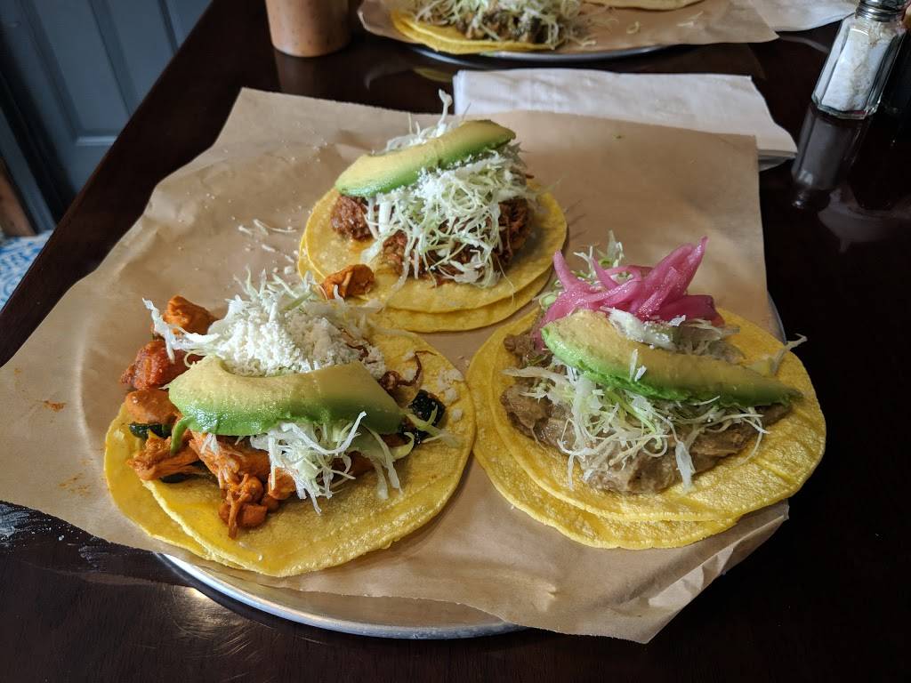 Papalote Taco House | restaurant | 3632 S Congress Ave, Austin, TX 78704, USA | 5122942122 OR +1 512-294-2122