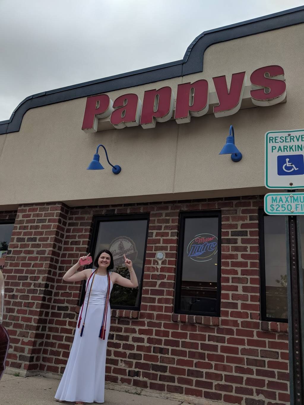 Pappys | restaurant | 3301 95th St, Evergreen Park, IL 60805, USA | 7089520400 OR +1 708-952-0400