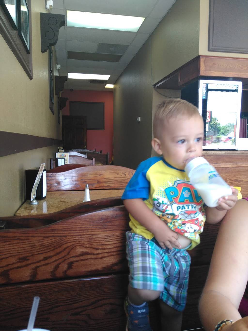 Taqueria Los Paisanos | restaurant | 573 Collins St, Joliet, IL 60432, USA | 8157220521 OR +1 815-722-0521