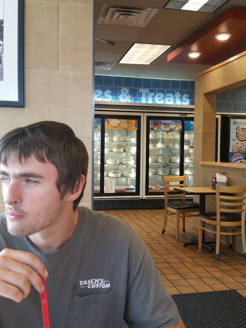 Dairy Queen Grill & Chill | restaurant | 635 W Johnson St, Fond du Lac, WI 54935, USA | 9209229171 OR +1 920-922-9171