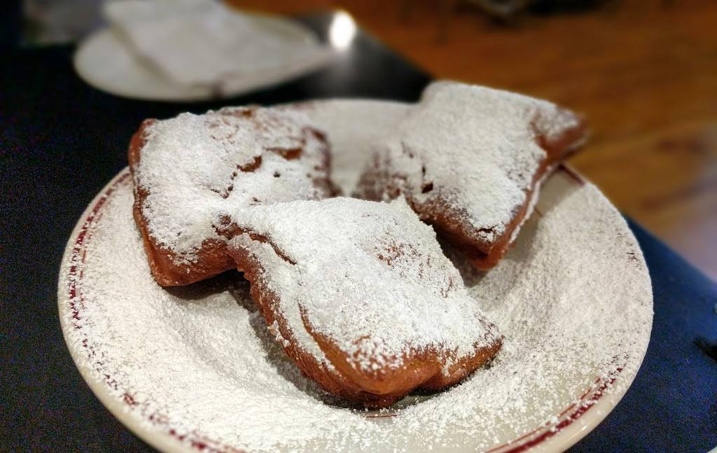 Rabalais Bistro | restaurant | 861 E Main St, Santa Paula, CA 93060, USA | 8055252109 OR +1 805-525-2109