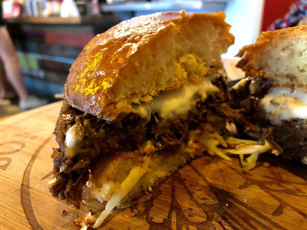 Urban Skillet | restaurant | 5060 Lankershim Blvd, Los Angeles, CA 91601, USA | 8185794000 OR +1 818-579-4000