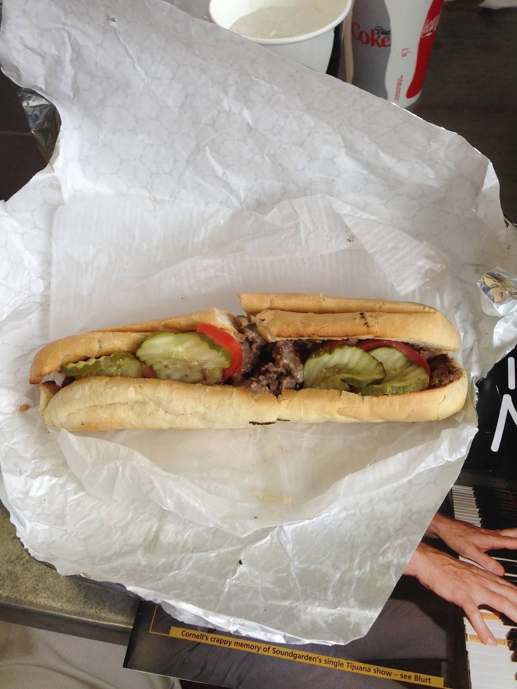 The Gourmet Bagger | restaurant | 3357 Rosecrans St, San Diego, CA 92110, USA | 6195230590 OR +1 619-523-0590