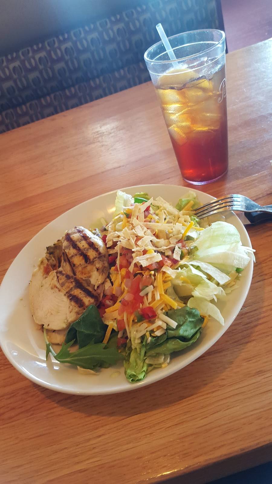 Applebees Grill + Bar | restaurant | 2021 U.S. 287 Frontage Rd, Mansfield, TX 76063, USA | 6825187456 OR +1 682-518-7456