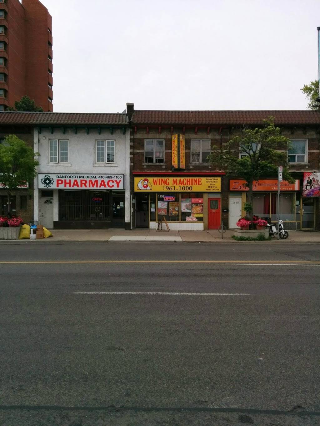 Wing Machine | restaurant | 1160 A Danforth Ave, Toronto, ON M4J 1M3, Canada | 4164612944 OR +1 416-461-2944