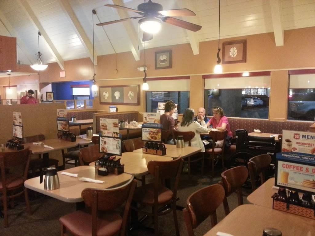 IHOP | restaurant | 7378 SW 40th St, Miami, FL 33155, USA | 3052636882 OR +1 305-263-6882