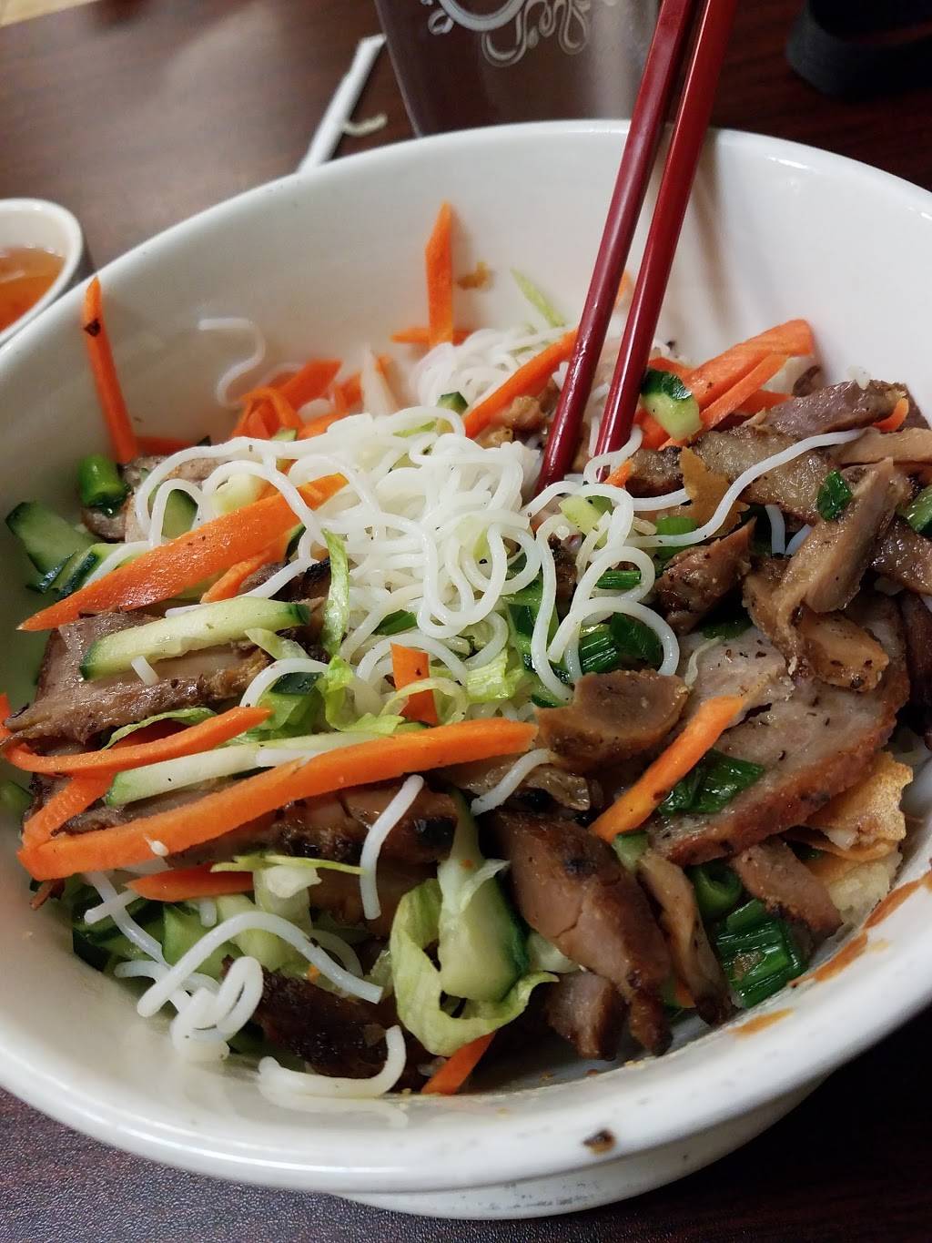 Pho B&B Vietnamese Cuisine | restaurant | 1908 S Air Depot Blvd, Midwest City, OK 73110, USA | 4055822500 OR +1 405-582-2500