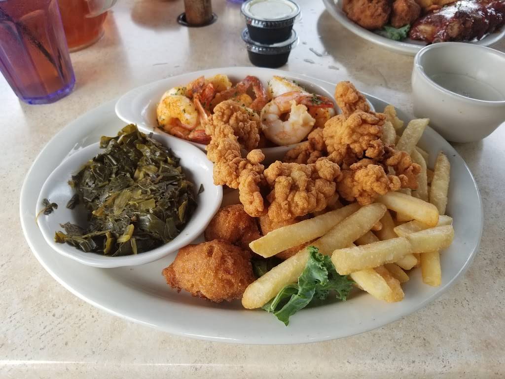 Corky Bells Seafood at Gator Landing | restaurant | 185 S US-17, East Palatka, FL 32131, USA | 3863299300 OR +1 386-329-9300