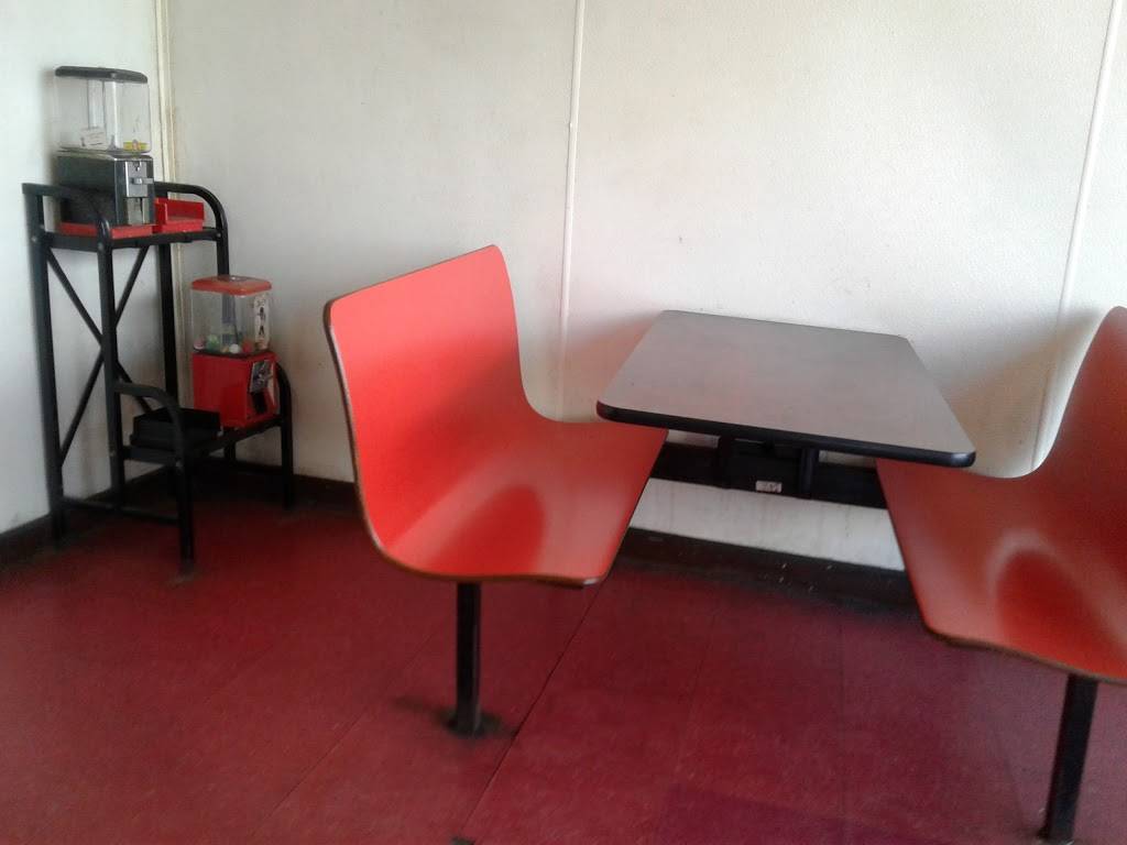 Young Kong | restaurant | 300 Centre St, Jamaica Plain, MA 02130, USA | 6175228922 OR +1 617-522-8922