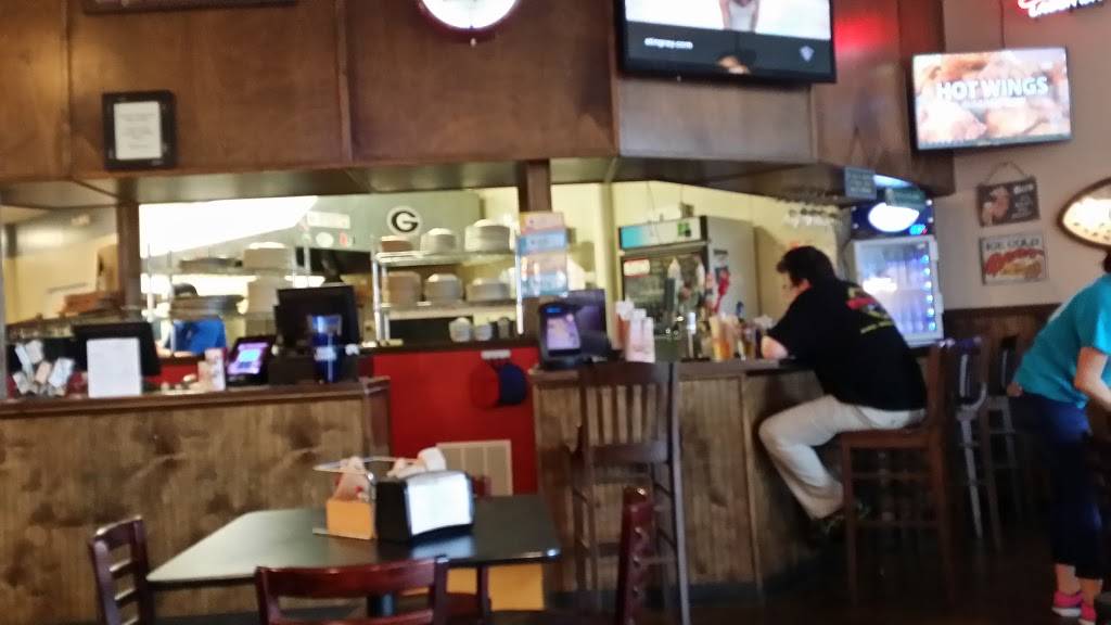 Johnnys New York Style Pizza | meal delivery | 744 Noah Dr #116, Jasper, GA 30143, USA | 7062530800 OR +1 706-253-0800