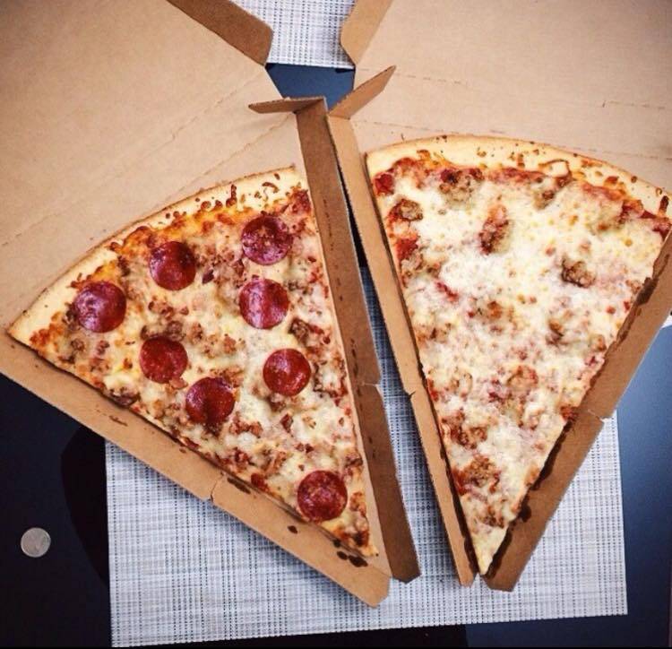 Bacci Pizzeria | meal delivery | 162 N Franklin St, Chicago, IL 60606, USA | 3125781700 OR +1 312-578-1700