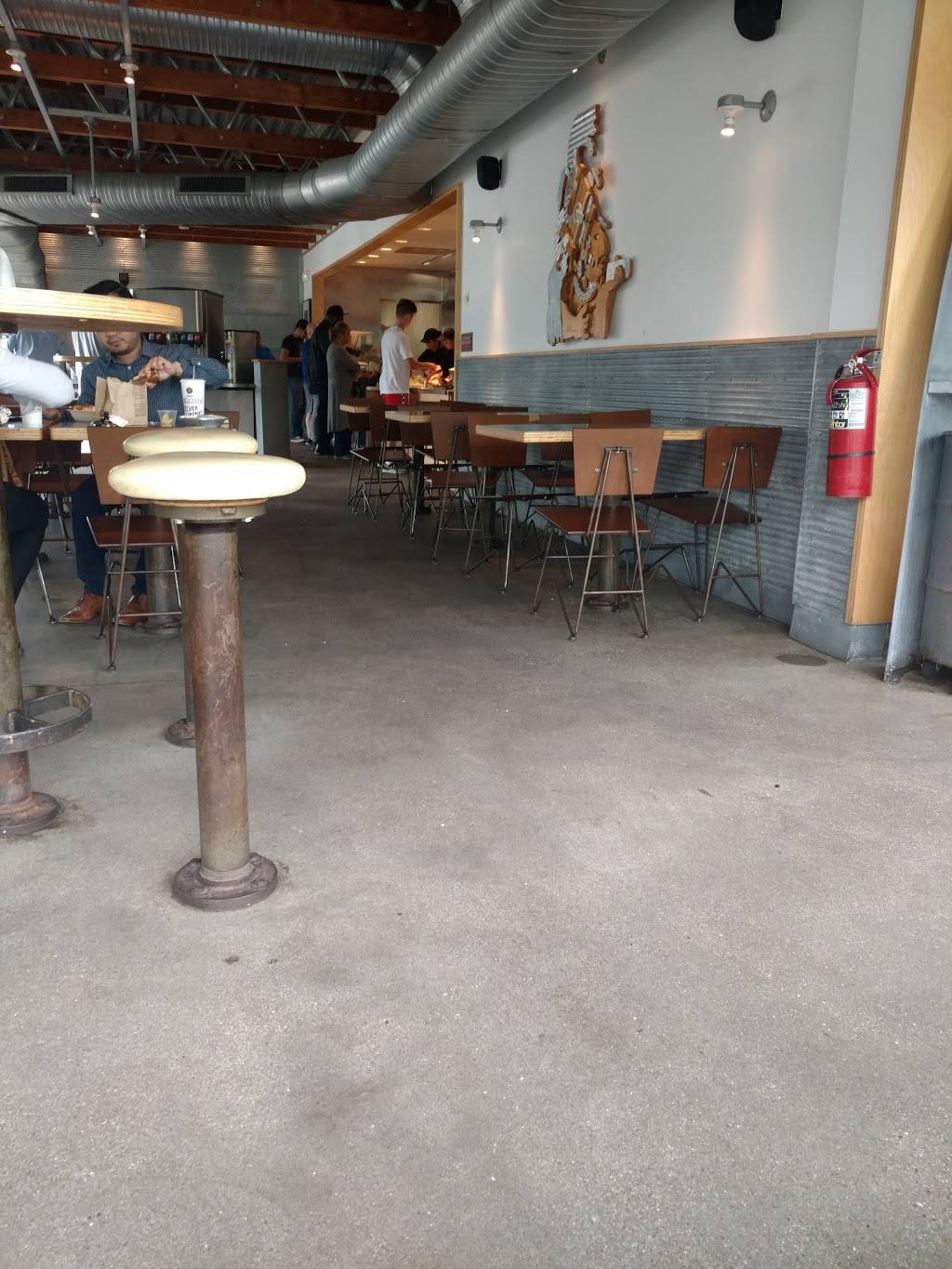 Chipotle Mexican Grill | restaurant | 6770 Richmond Hwy, Alexandria, VA 22306, USA | 7036609214 OR +1 703-660-9214