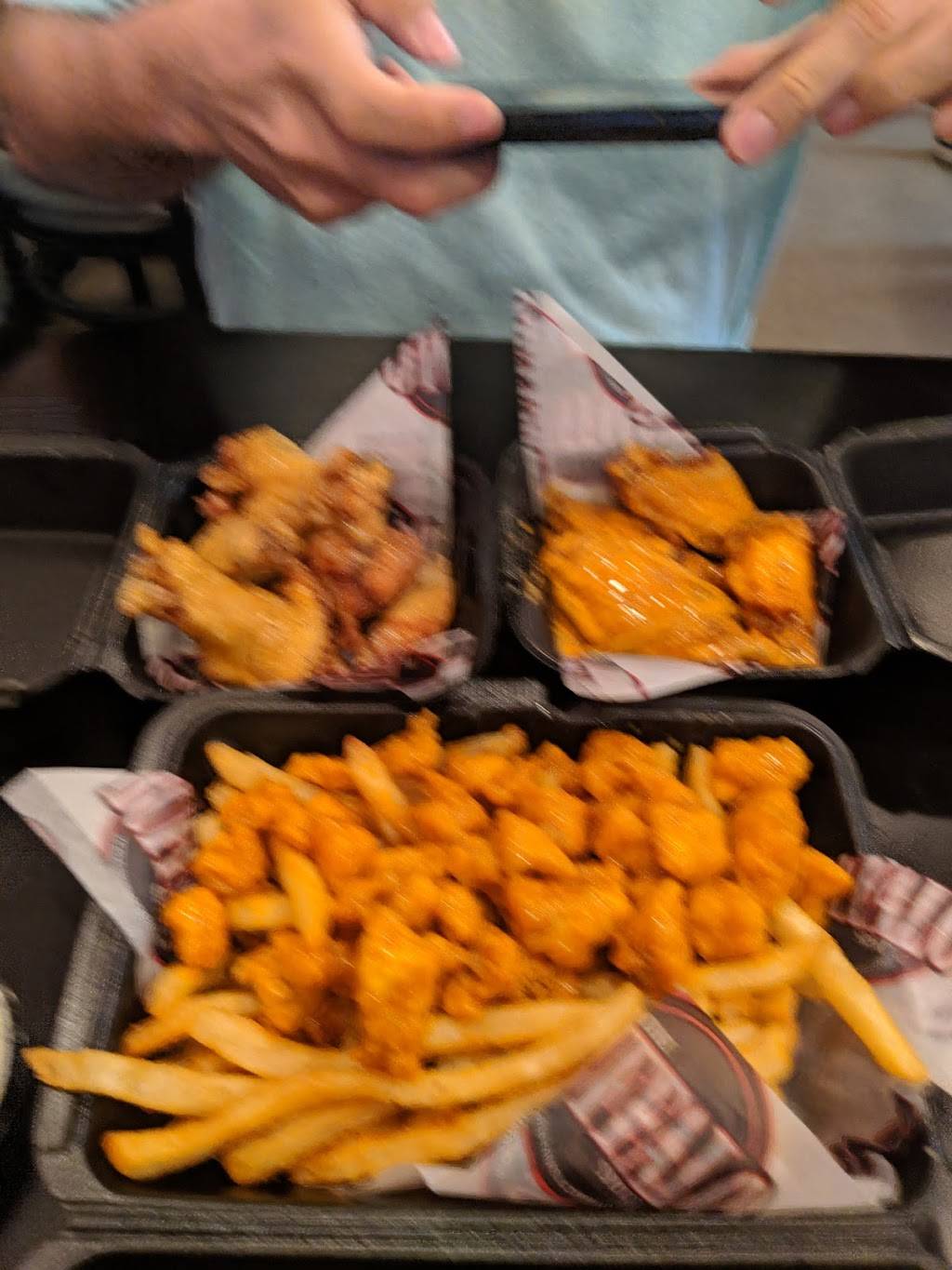 The Buffalo Spot | restaurant | 2080 W Northern Ave Ste 100, Phoenix, AZ 85021, USA | 6029731515 OR +1 602-973-1515