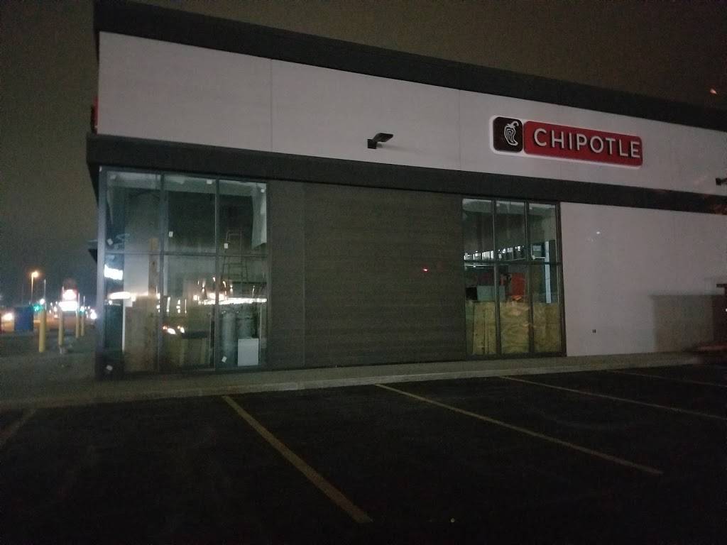 Chipotle Mexican Grill | restaurant | 2375 S 9th St Ste C, Salina, KS 67401, USA | 7854938093 OR +1 785-493-8093