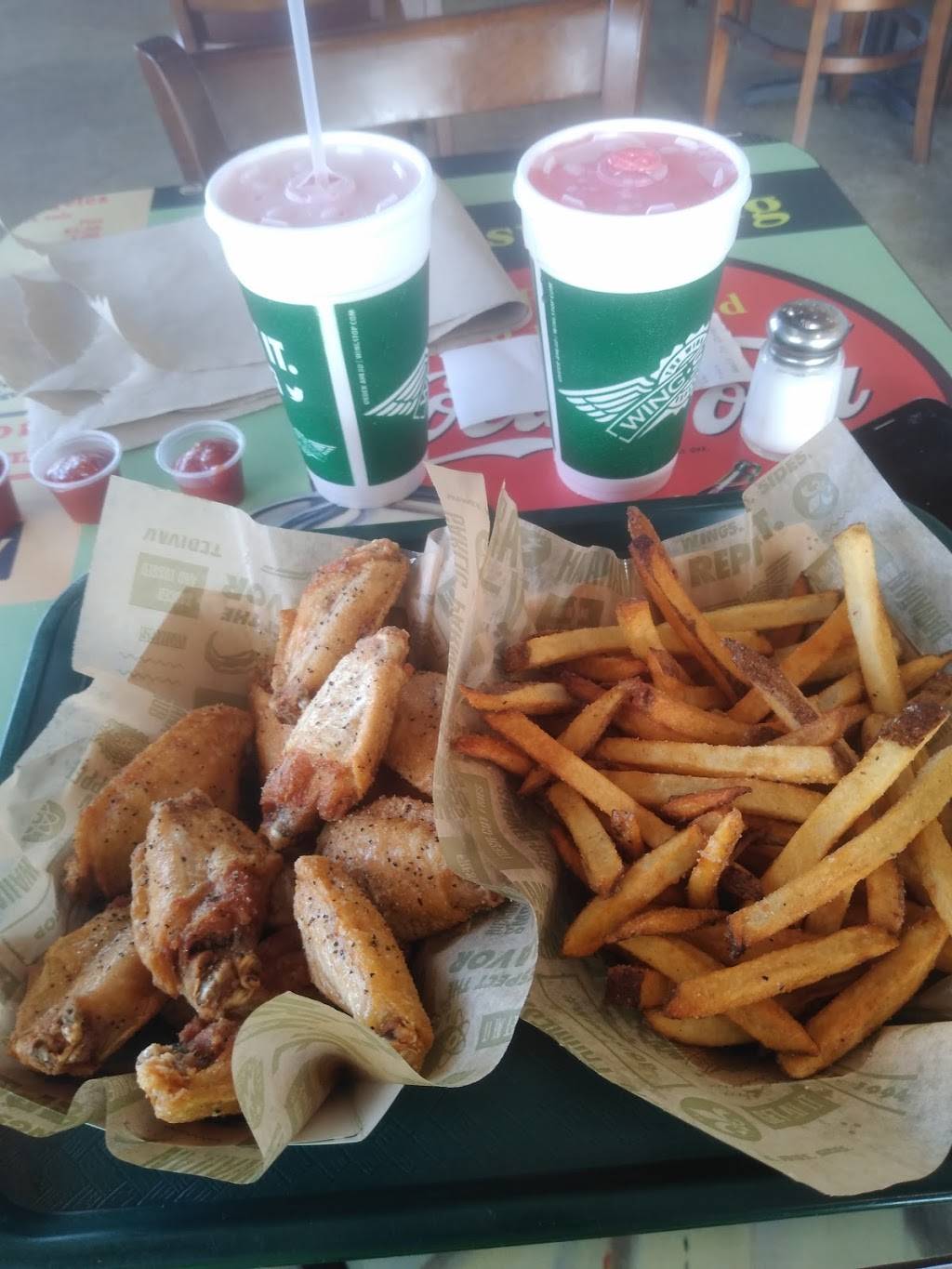 Wingstop | restaurant | 2044 W Oaklawn Rd Ste 130, Pleasanton, TX 78064, USA | 8305698188 OR +1 830-569-8188