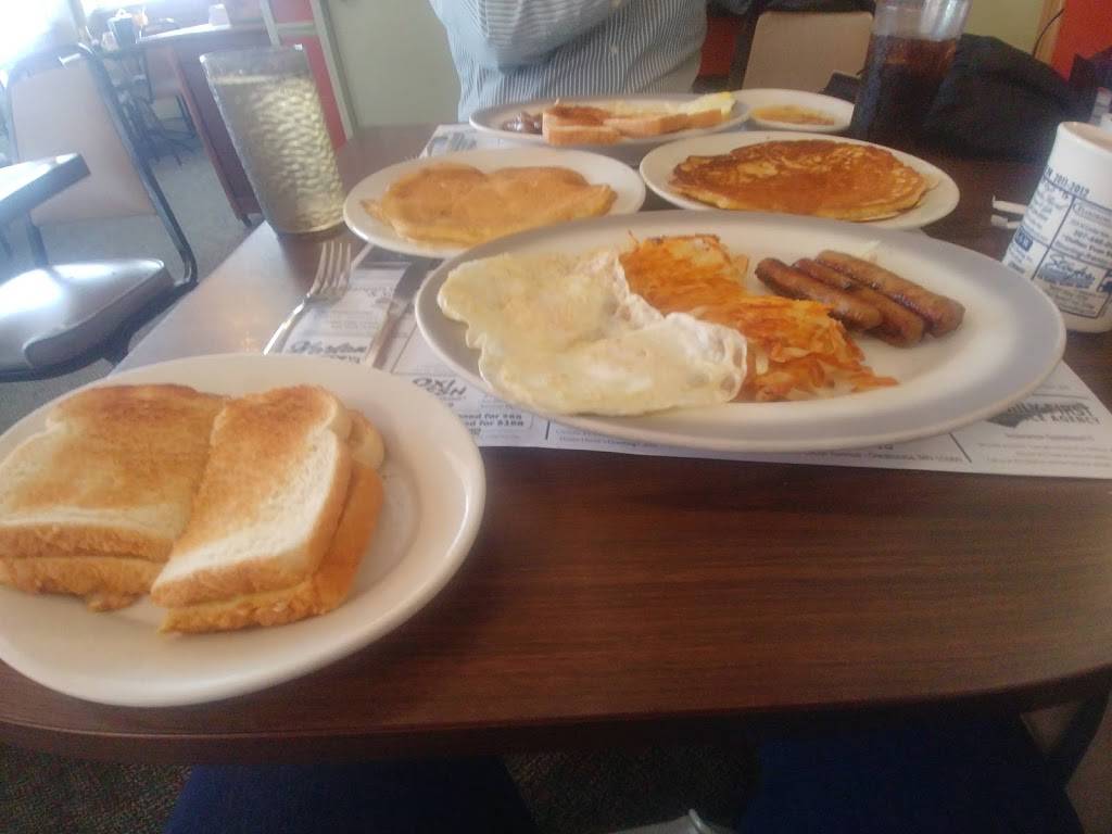 The Kitchen | restaurant | 329 N Cedar Ave, Owatonna, MN 55060, USA | 5074519991 OR +1 507-451-9991