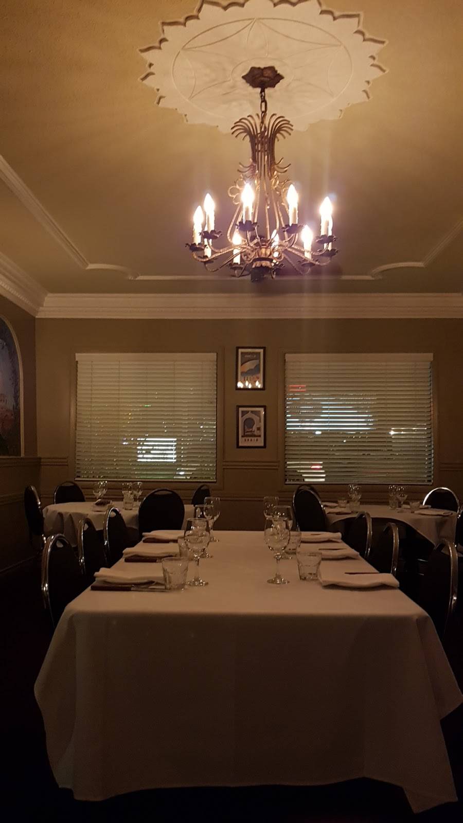 Napoli Ristorante Pizzeria | restaurant | 5485 Ferry St, Niagara Falls, ON L2G 1S3, Canada | 9053563345 OR +1 905-356-3345