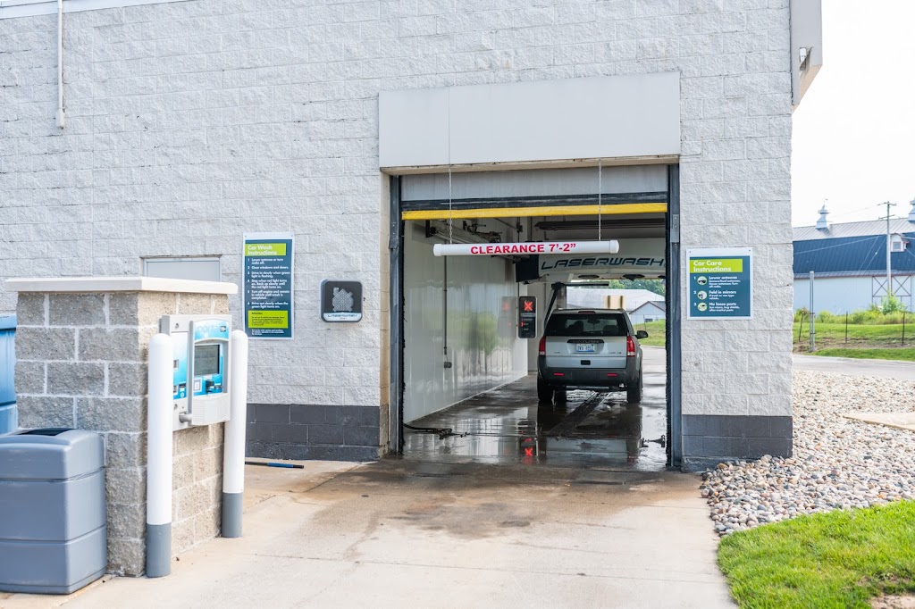 Johnnys Markets | cafe | 204 Lansing Rd, Potterville, MI 48876, USA | 5176459602 OR +1 517-645-9602