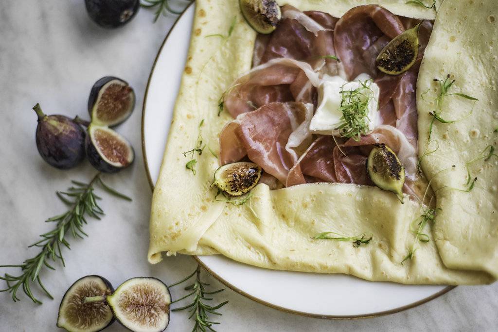 Petite LouLou Creperie + Bar à Vins | cafe | 713 E Main St, Purcellville, VA 20132, USA | 5404413135 OR +1 540-441-3135