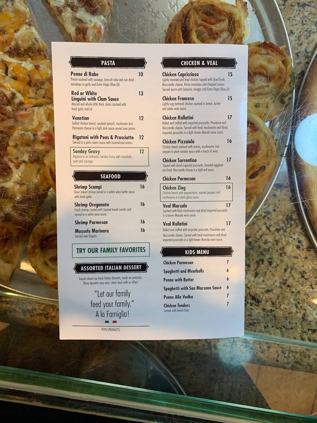 Fortunatos Pizzeria | restaurant | 719 Hawkins Ave, Ronkonkoma, NY 11779, USA | 6316763916 OR +1 631-676-3916