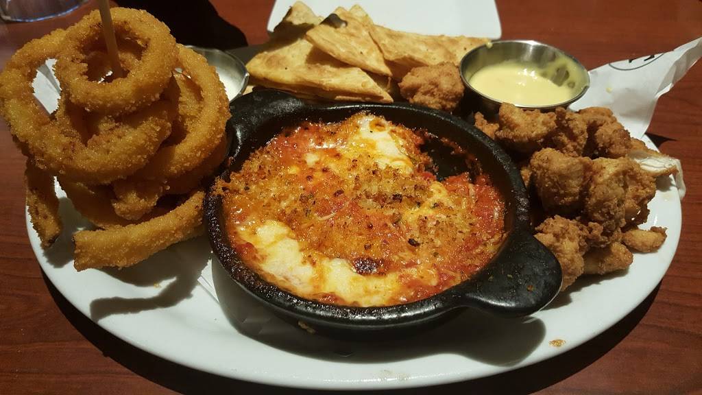 Ruby Tuesday | restaurant | 848 Cottage Grove Rd, Bloomfield, CT 06002, USA | 8607269401 OR +1 860-726-9401