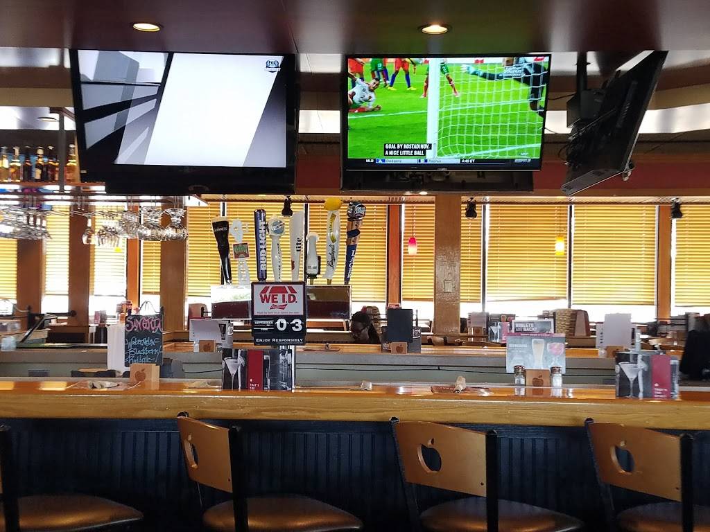 Applebees Grill + Bar | restaurant | 6844 N W War Memorial Dr, Peoria, IL 61615, USA | 3096925029 OR +1 309-692-5029