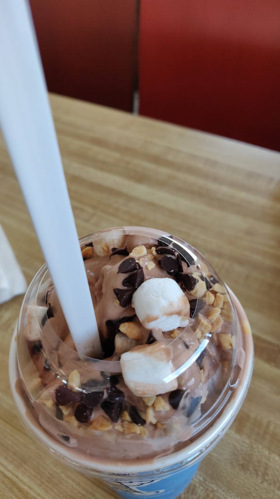 Fosters Freeze | restaurant | 192 S Main St, Porterville, CA 93257, USA | 5597841231 OR +1 559-784-1231