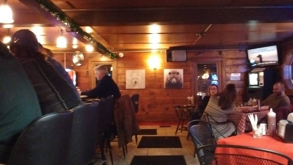 C & Cs Mosquito Inn | restaurant | 3208 4 Mile Rd, Racine, WI 53404, USA | 2625834378 OR +1 262-583-4378