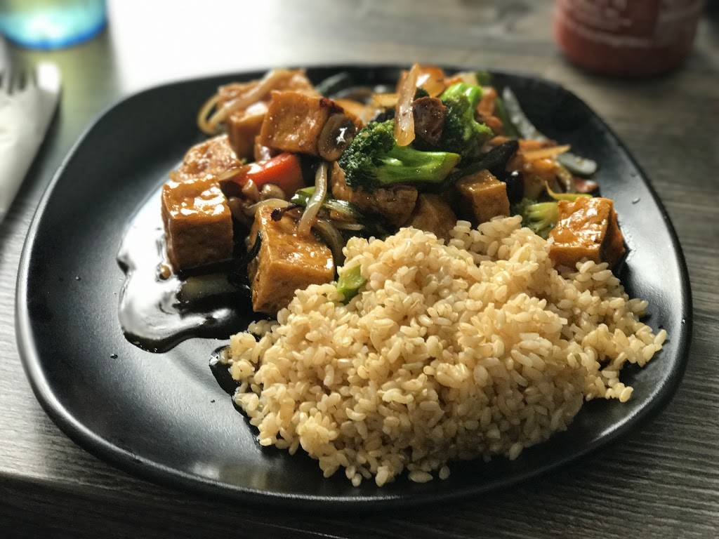 ZEN Modern Asian Bistro | restaurant | 13510 Sabre Springs Pkwy, San Diego, CA 92128, USA | 8582161068 OR +1 858-216-1068